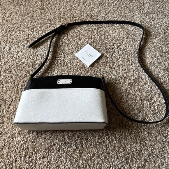 Kate Spade New York Jeanne Crossbody handbag, Vanilla Latte/Black ~MSRP$299 - Picture 3 of 12